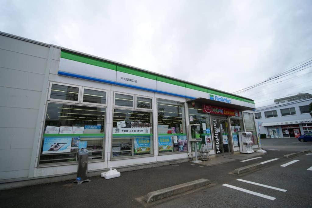 ゲストハウス八街 Eksteriør billede
